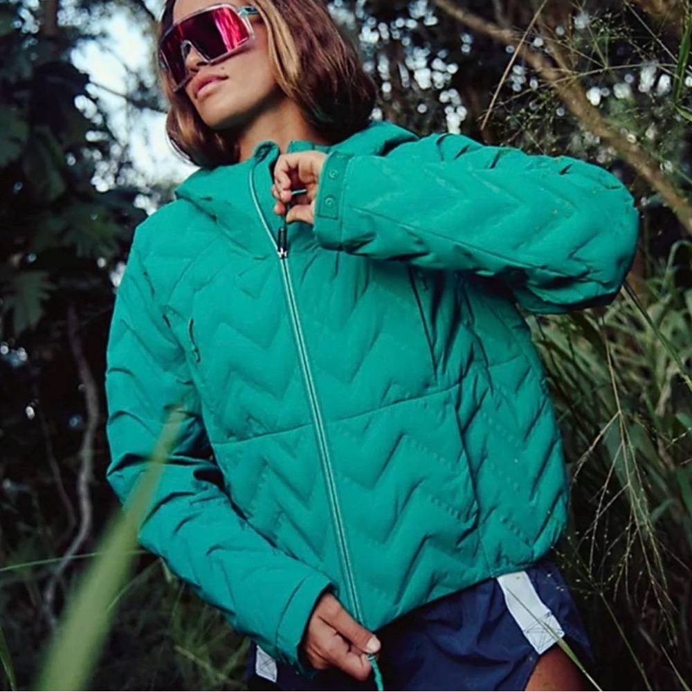 Free people getting lost packable puffer - green - medium